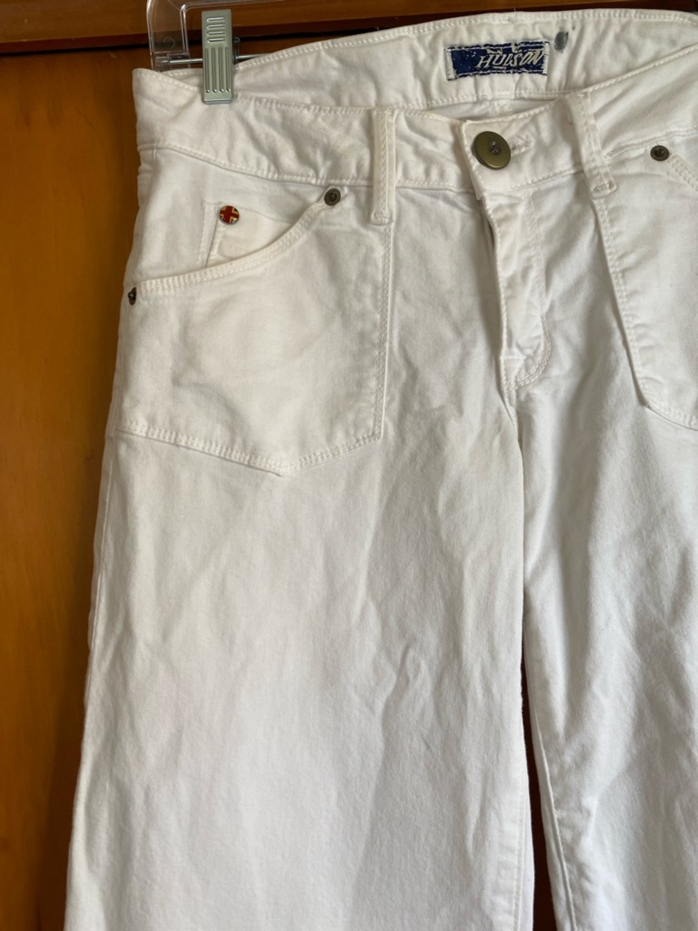 Hudson Jeans Women's 28/33” Straight-Leg White Denim Pants Flap Pockets Designer - Picture 10 of 13